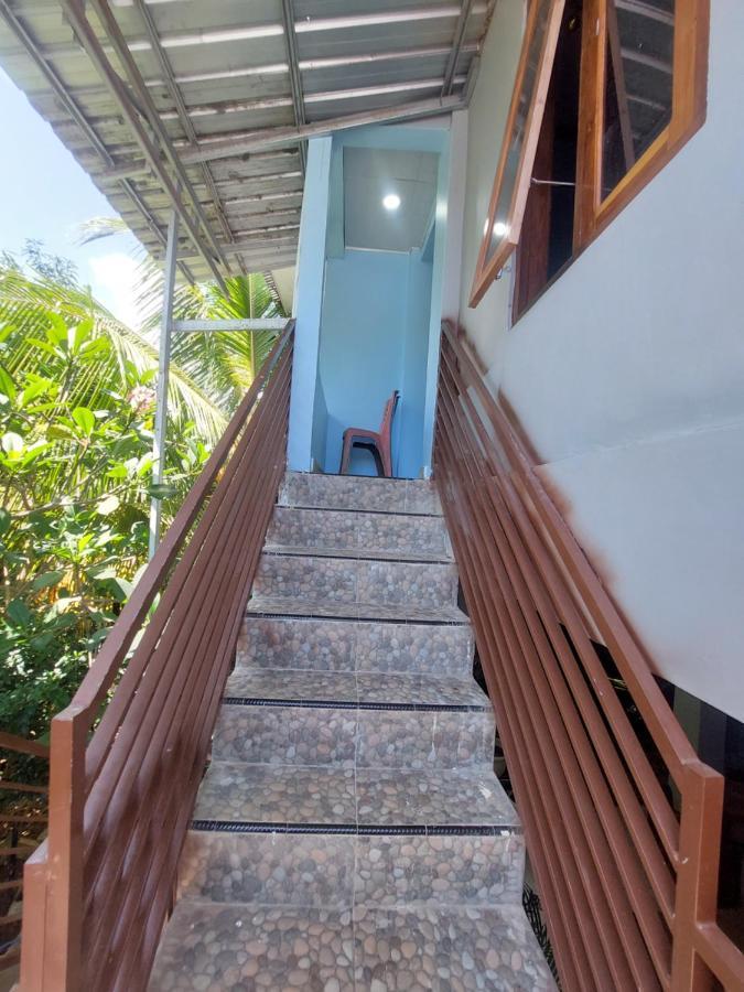 D'Ru Guest House Labuan Bajo Eksteriør billede