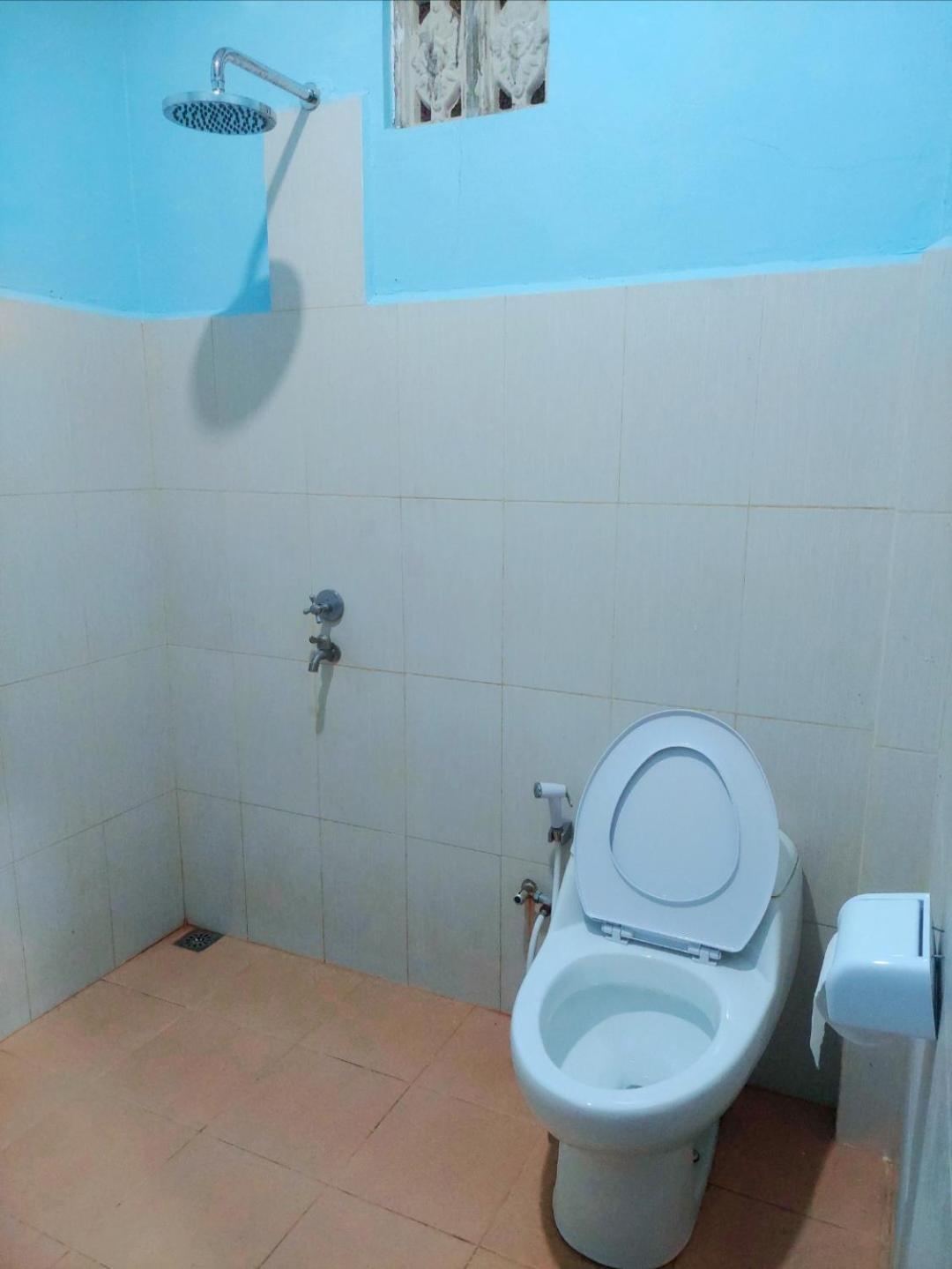 D'Ru Guest House Labuan Bajo Eksteriør billede