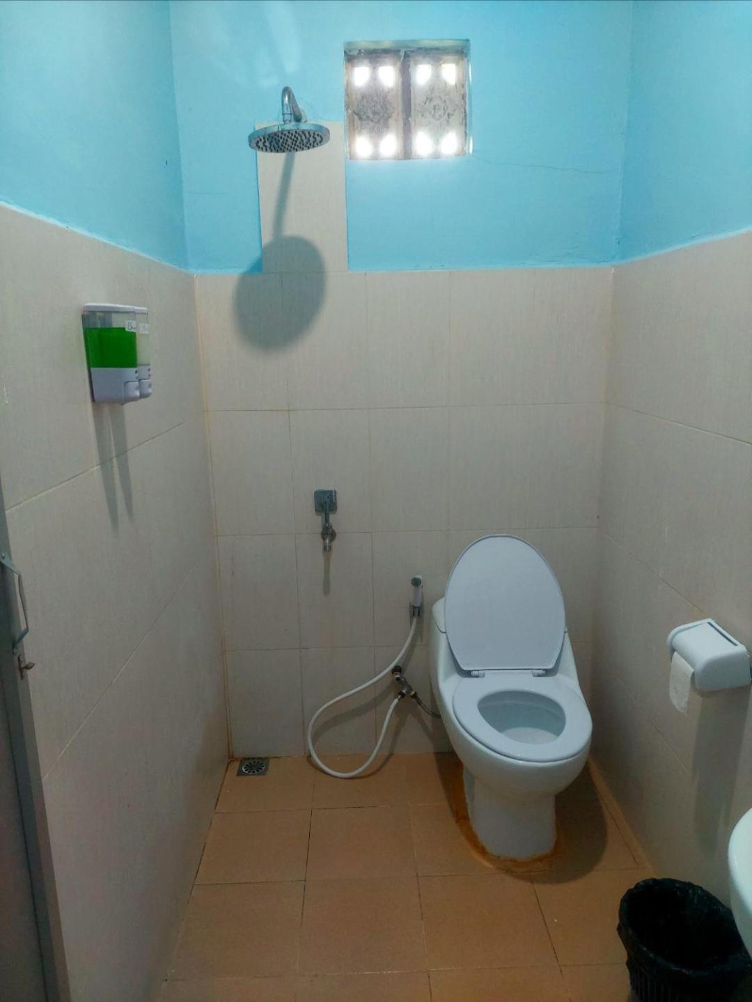 D'Ru Guest House Labuan Bajo Eksteriør billede