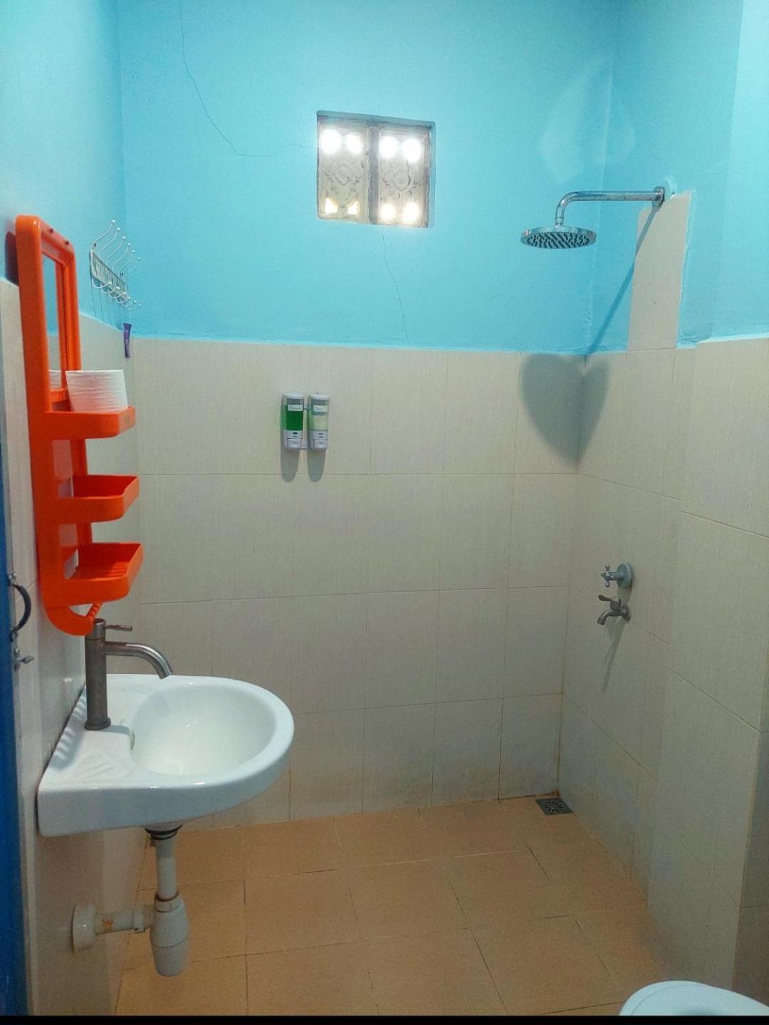D'Ru Guest House Labuan Bajo Eksteriør billede
